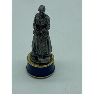 Clara Barton Queen Civil War‎ Union Chess Piece Replacement Franklin Mint 1983